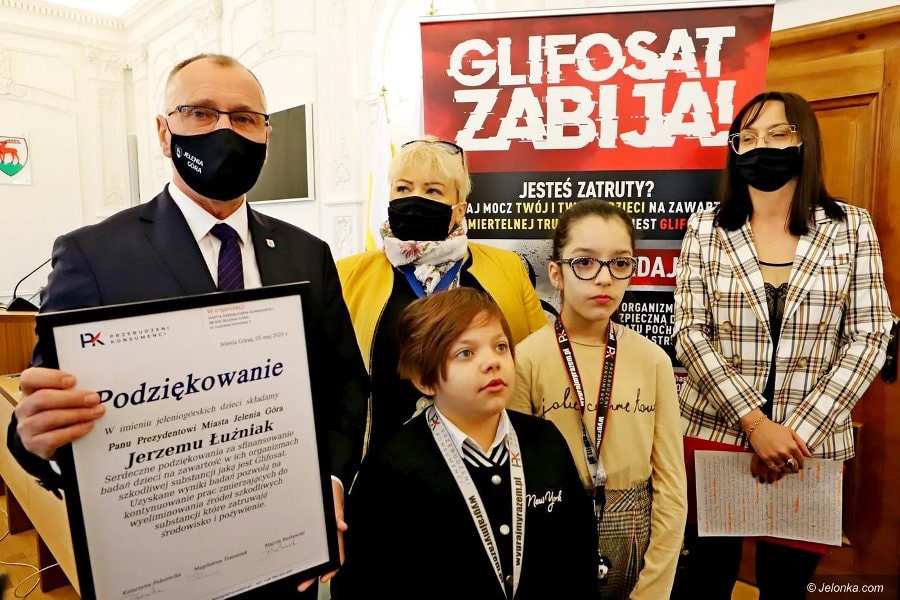 Pan Jerzy Łużniak wspiera akcję z badaniami dzieci